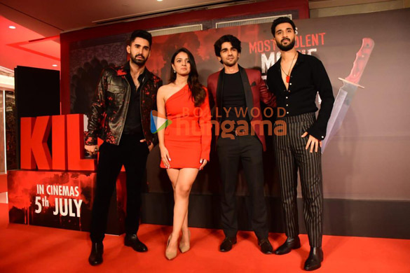 photos ananya panday varun dhawan karan johar and others grace the premiere of kill 6