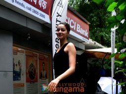 Photos: Ananya Panday snapped outside a gym in Bandra