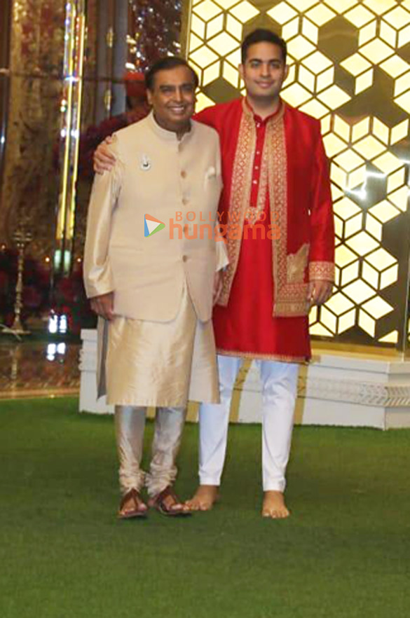 photos janhvi kapoor sara ali khan and others attend anant ambani and radhika merchants haldi ceremony 1