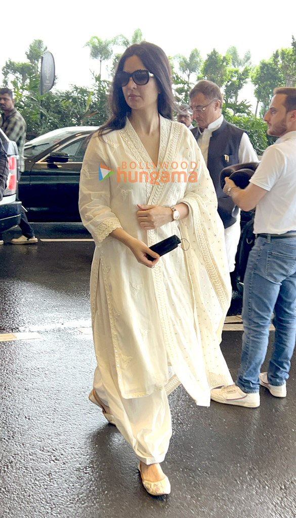 photos katrina kaif neha dhupia athiya shetty and others snapped at the airport 9