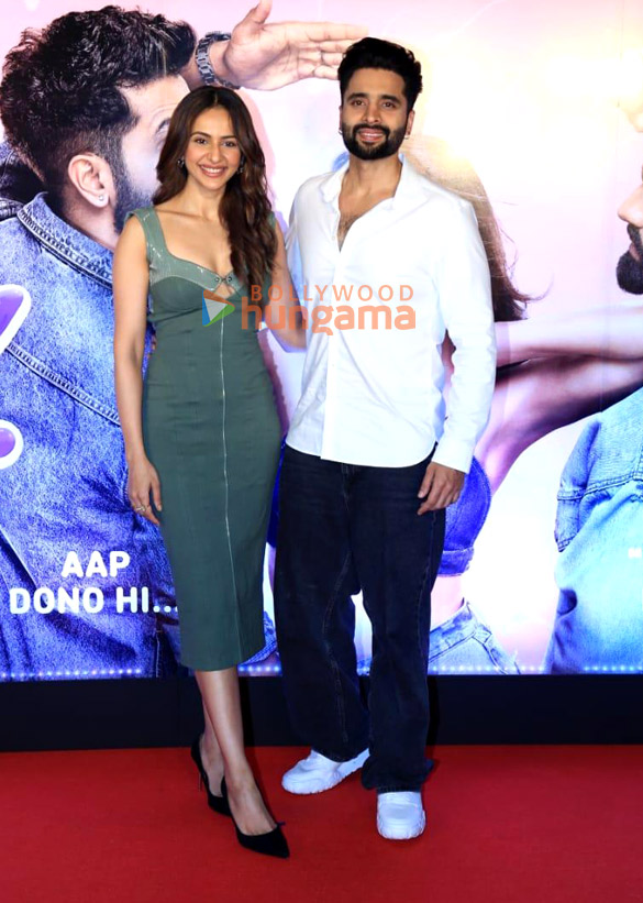 photos katrina kaif vicky kaushal triptii dimri and others grace the premiere of bad newz 10