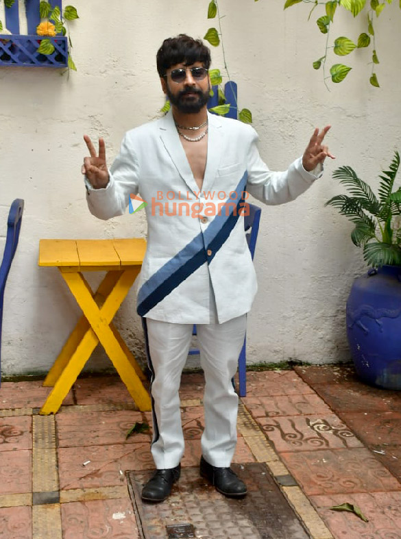 photos neha sharma shruti seth amruta khanvilkar sushant divgikar and chandan roy sanyal promote their upcoming series 36 days 3