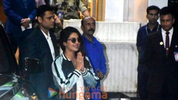 Photos: Priyanka Chopra Jonas snapped at Kalina airport