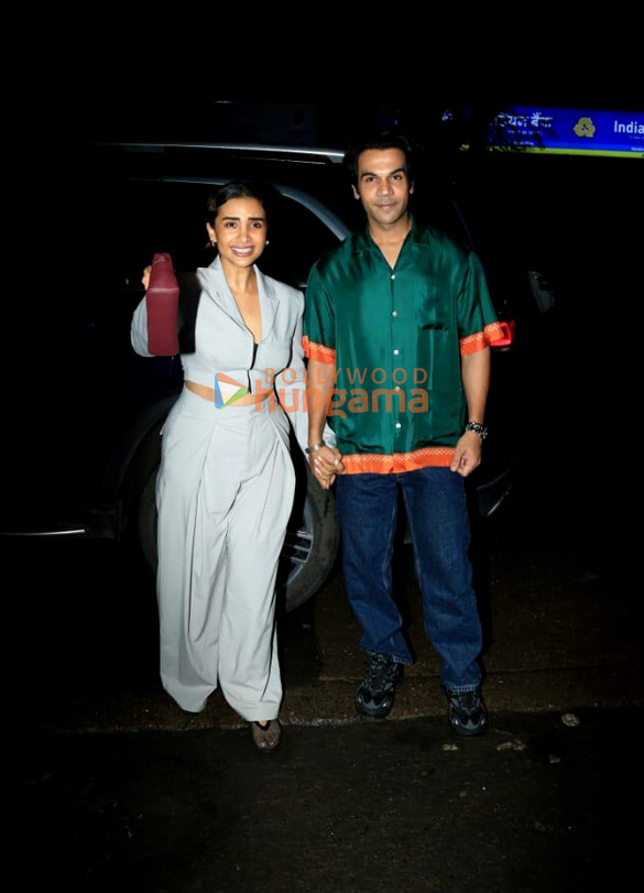 Photos: Rajkummar Rao and Patralekha snapped in Bandra | Parties & Events