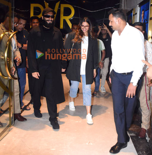 photos ranveer singh and deepika padukone snapped at pvr juhu 4