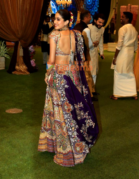photos sanjay dutt ranveer singh janhvi kapoor and others attend anant ambani and radhika merchants mehendi ceremony 1