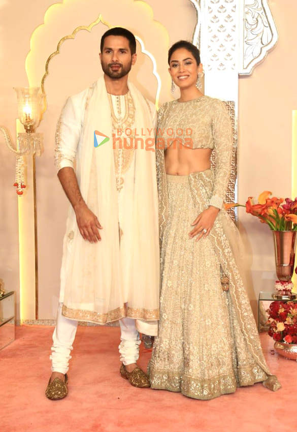 photos shah rukh khan salman khan ananya panday john cena sara ali khan and others attend the wedding ceremony of anant ambani and radhika merchant 1172 4 photos shah rukh khan salman khan ananya panday john cena sara ali khan and others attend the wedding ceremony of anant ambani and radhika merchant 1172 4