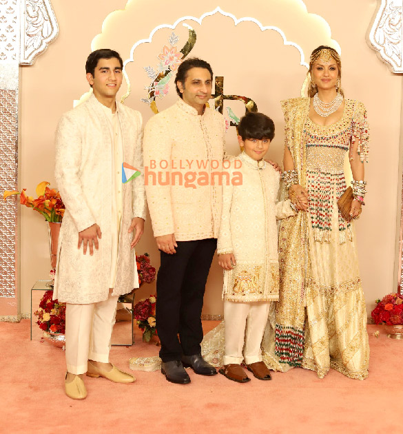 photos shah rukh khan salman khan ananya panday john cena sara ali khan and others attend the wedding ceremony of anant ambani and radhika merchant 9100 8