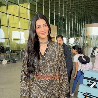 Photos: Shruti Haasan, Neha Bhasin and Divyanka Tripathi snapped at the airport