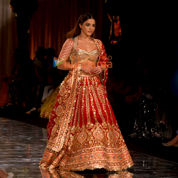 photos taha shah badussha and wamiqa gabbi walk the ramp at india couture week 2024 6