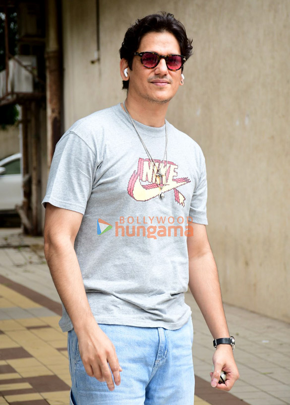 photos vijay varma snapped in bandra 2 2