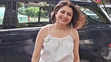 Bhagyashree’s contagious smile brightens our day!