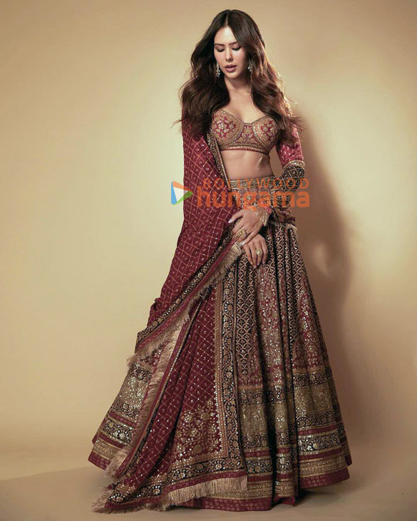 sonam bajwa 3 3