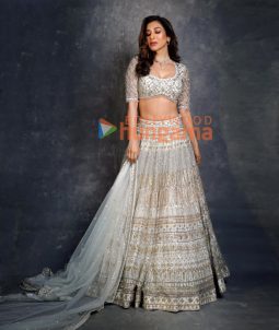 Celeb Photos Of Sophie Choudry