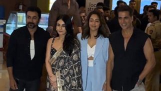 The power-filled team! Akshay Kumar & Radhikka Madan pose with Suriya & Jyothika