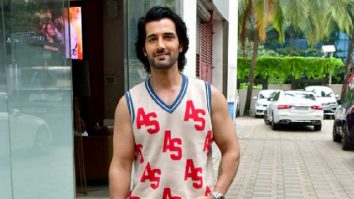 Aditya Seal rocks his initials with style for Khel Khel Mein promotions