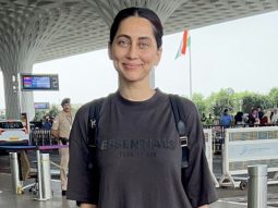 Anusha Dandekar flashes her cute dimpled smile at the airport
