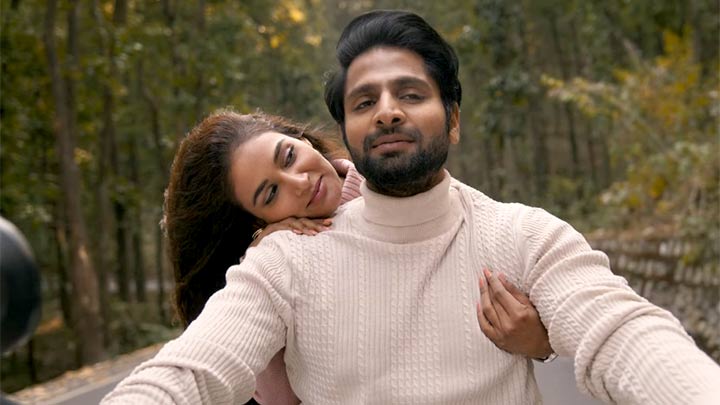 Arzi Official Music Video | A Wedding Story | Mukti Mohan, Vaibhav Tatwawadi Arzi Official Music Video | A Wedding Story | Mukti Mohan, Vaibhav Tatwawadi
