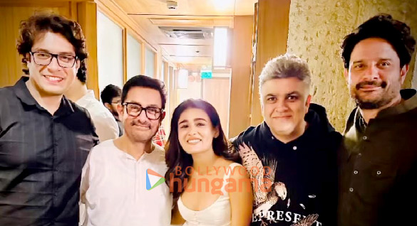 photos aamir khan reena dutta and maharaj cast snapped at success bash 2