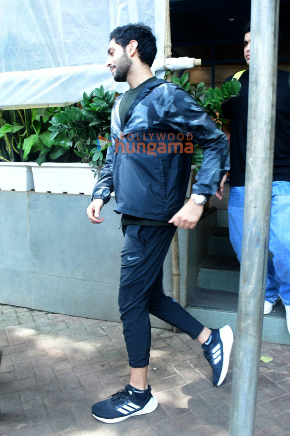 photos agastya nanda snapped in bandra 1