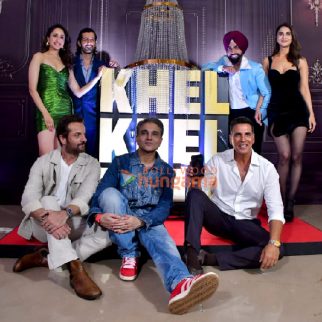 Photos: Akshay Kumar, Vaani Kapoor, Fardeen Khan and others snapped at Khel Khel Mein trailer launch