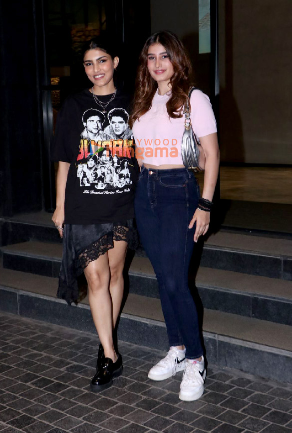 Photos: Alizeh Agnihotri, Rasha Thadani, Uorfi Javed and others grace the special screening of Angry Young Men | Parties & Events