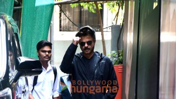 Photos: Anil Kapoor snapped in Bandra