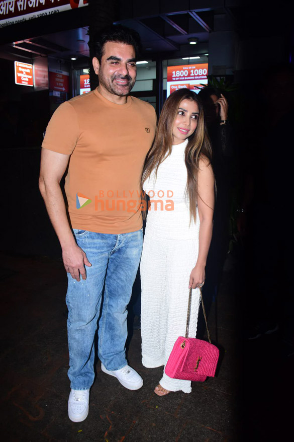 photos arbaaz khan and sshura khan snapped in bandra 6
