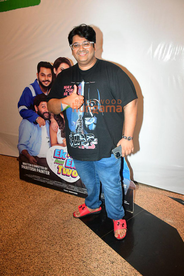 photos celebs snapped attending the upcoming theatre play ek main aur ek two 4