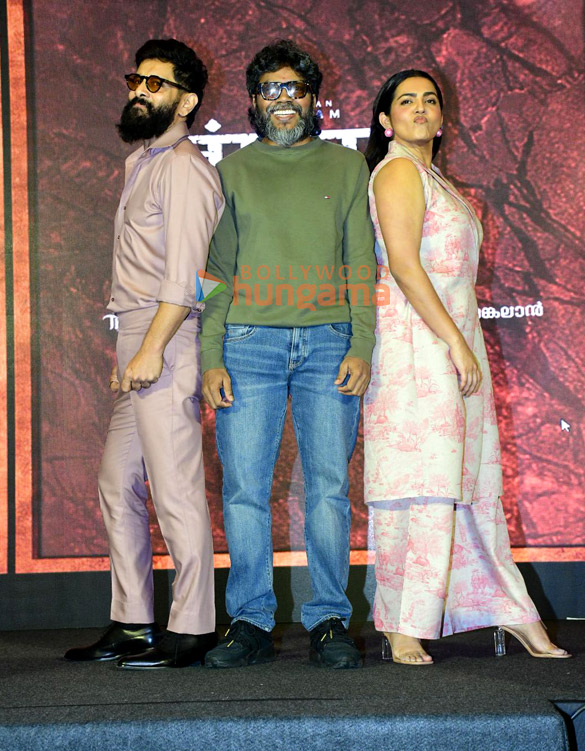 Photos: Chiyaan Vikram, Parvathy Thiruvothu and P.A. Ranjith snapped attending the press conference for Thangalaan Photos: Chiyaan Vikram, Parvathy Thiruvothu and P.A. Ranjith snapped attending the press conference for Thangalaan