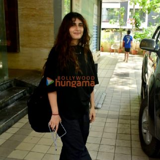 Photos: Fatima Sana Shaikh and Ibrahim Ali Khan snapped in Juhu