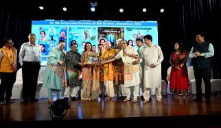Photos: Hema Malini, Nitin Mukesh, Anup Jalota and others unveil two Bhajans and sacred mantras
