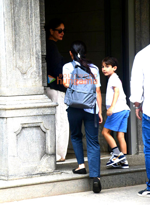 Photos: Kareena Kapoor Khan, Karisma Kapoor and Taimur Ali Khan snapped at Randhir Kapoor’s house in Bandra Photos: Kareena Kapoor Khan, Karisma Kapoor and Taimur Ali Khan snapped at Randhir Kapoor’s house in Bandra