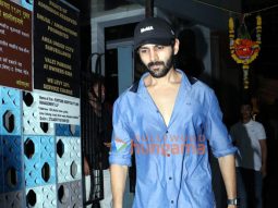 Photos: Kartik Aaryan, Ananya Panday, Suhana Khan and others snapped in Bandra