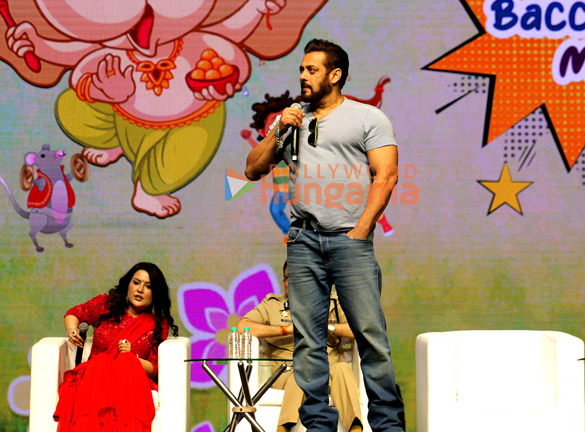 photos salman khan amruta fadnavis and others at amruta fadnaviss eco friendly lord ganesh movement bacche bole morya at dome svp stadium 4