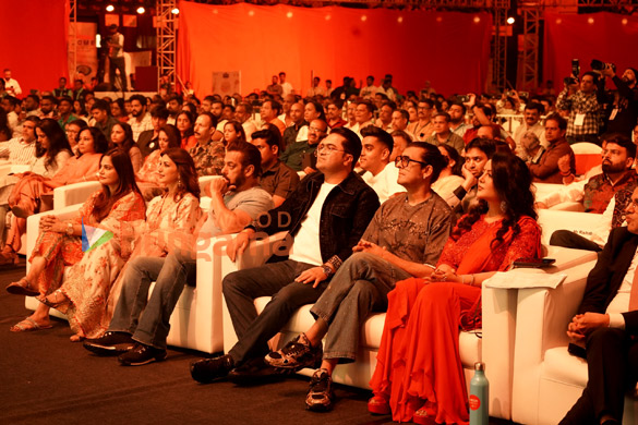 photos salman khan amruta fadnavis and others at amruta fadnaviss eco friendly lord ganesh movement bacche bole morya at dome svp stadium 8