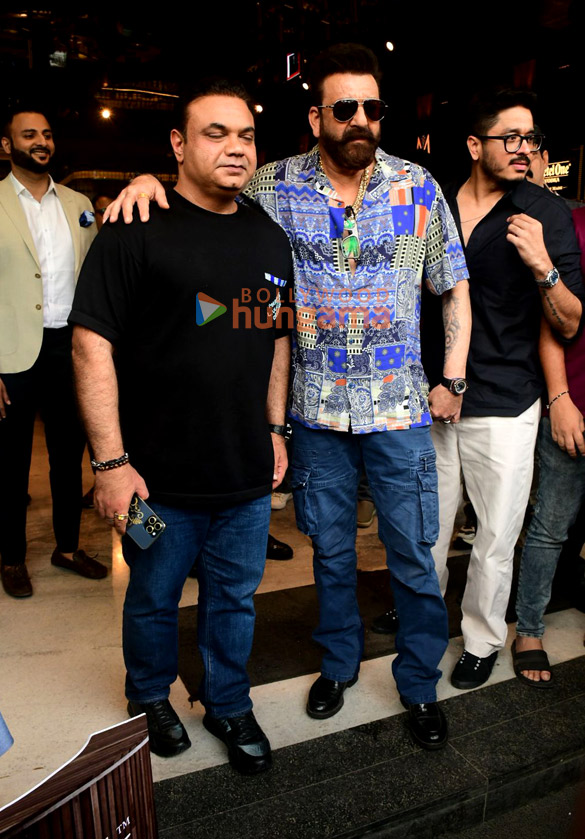 Photos: Sanjay Dutt snapped at Mansionz in Santacruz Photos: Sanjay Dutt snapped at Mansionz in Santacruz
