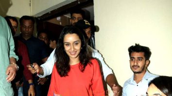 Photos: Shraddha Kapoor, Shanaya Kapoor, Sanjay Kapoor and others snapped at Juhu PVR