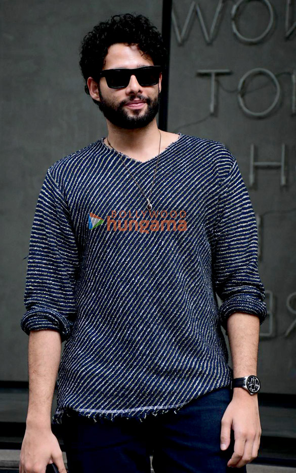 photos siddhant chaturvedi snapped at excel entertainments office in khar 2