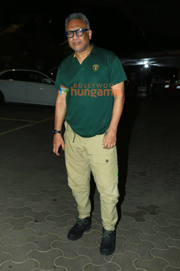 photos taapsee pannu sonakshi sinha and others grace the special screening of khel khel mein 1025 1