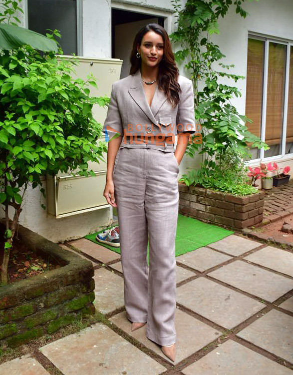photos triptii dimri snapped in versova 2