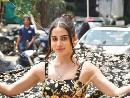 Photos: Uorfi Javed snapped in Andheri