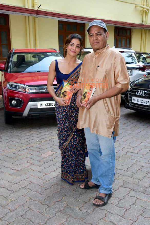 photos wamiqa gabbi attends her fathers book launch event 5
