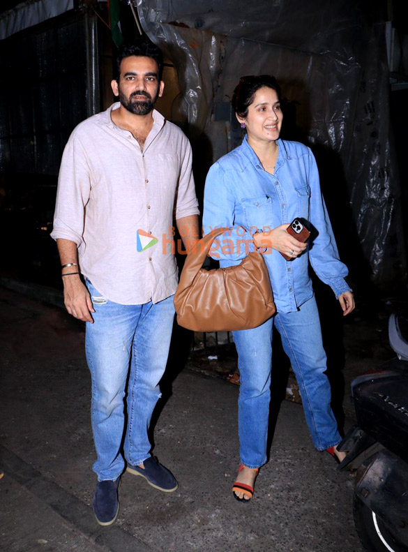 photos zaheer khan and sagarika ghatge snapped in bandra 2 2