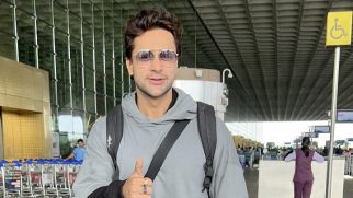 Shaleen Bhanot greets paps at the airport