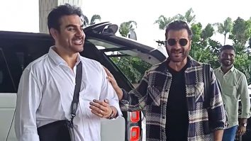 The unexpected meet up! Arbaaz Khan & Sanjay Kapoor pose together