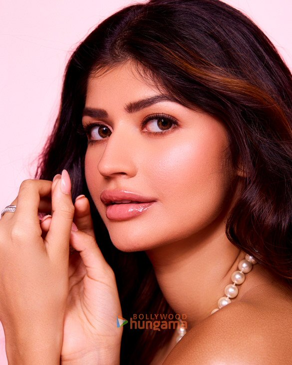 anjini dhawan 8 3