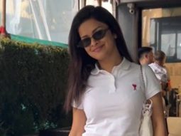 Avneet Kaur gets clicked by paps outside a salon in the city