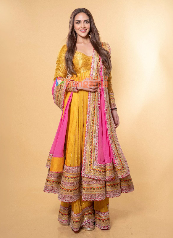esha deol 2 27