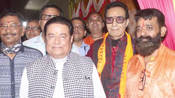 Deepak Parashar, Anup Jalota, Madhushree and others attend Dheeraj Kumar’s Ganesh Chaturthi celebrations
